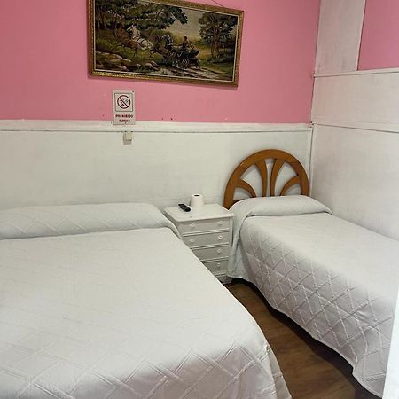 Hostal Daniel Мадрид Экстерьер фото