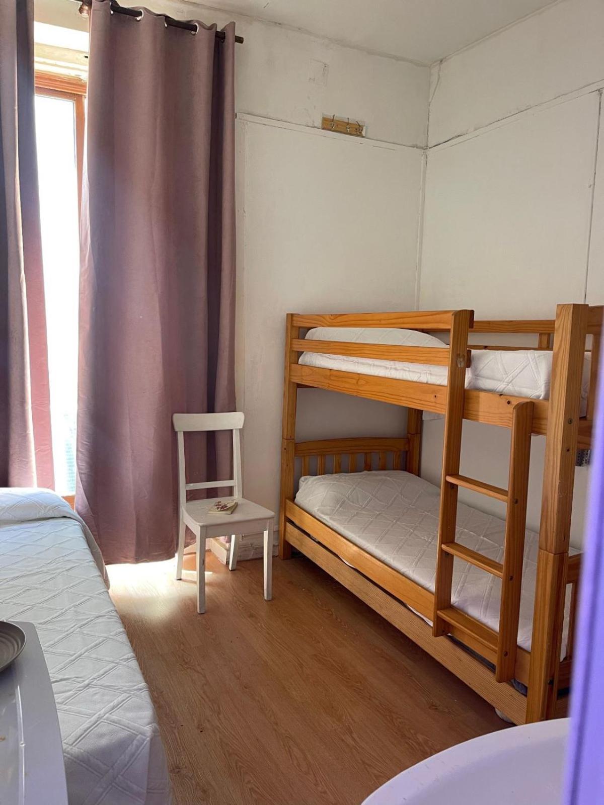 Hostal Daniel Мадрид Экстерьер фото