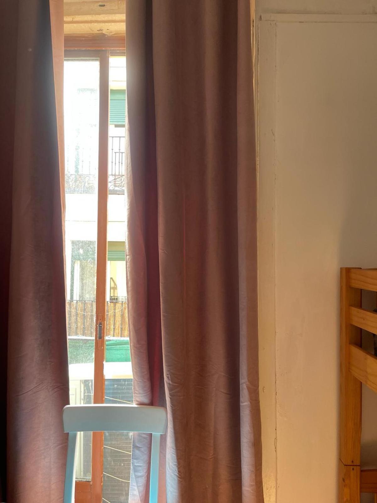 Hostal Daniel Мадрид Экстерьер фото