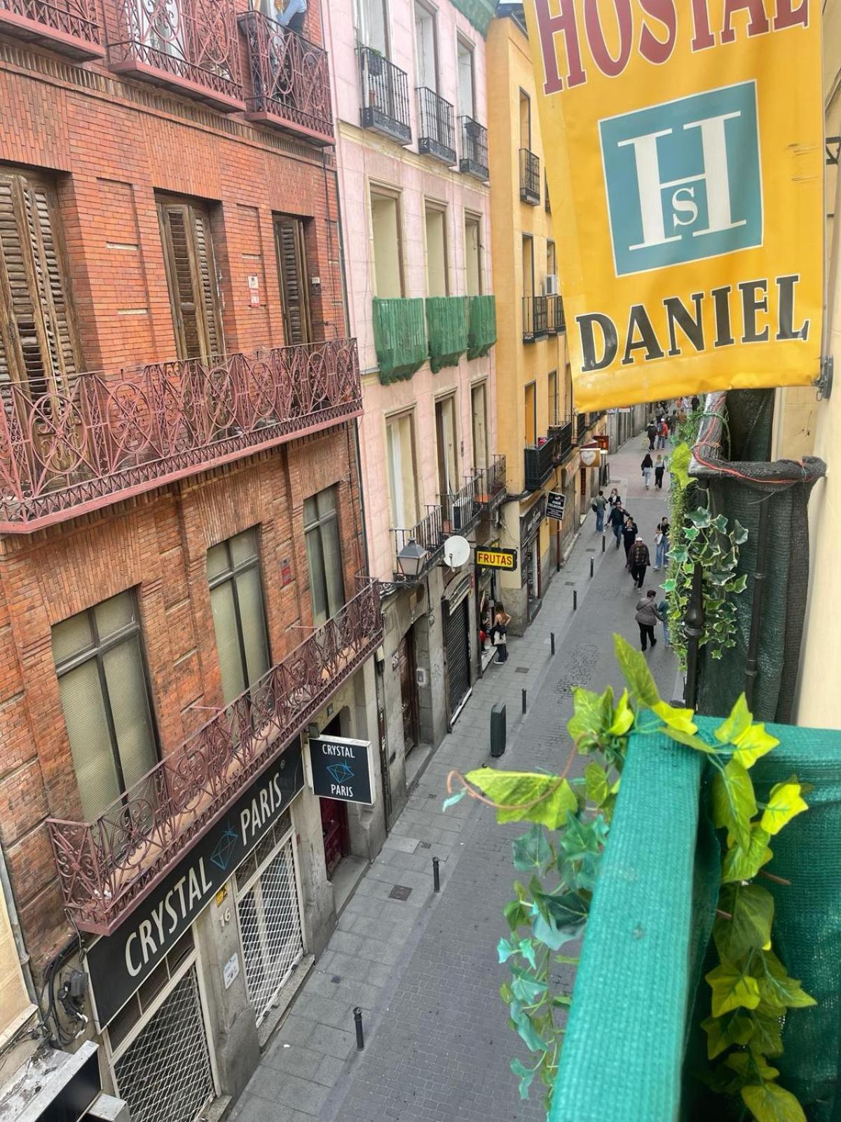 Hostal Daniel Мадрид Экстерьер фото